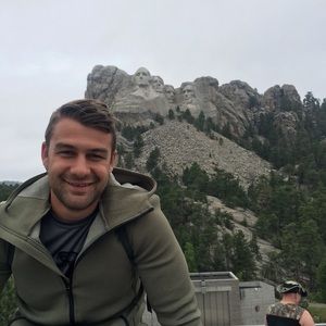 Meet your Posher, Cameron